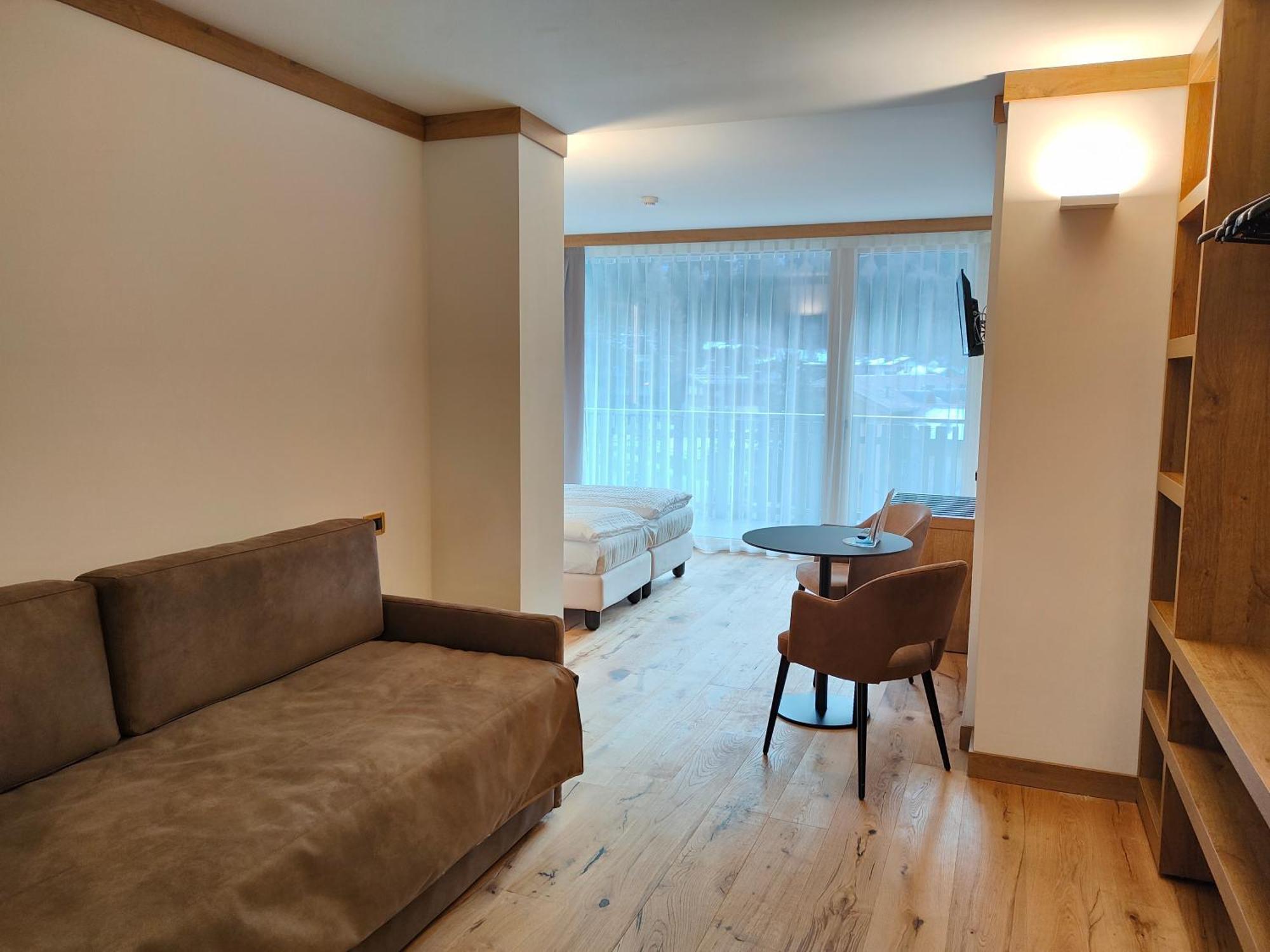 Hotel Ideal Мадонна-ди-Кампильо Экстерьер фото